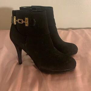 Black heeled booties